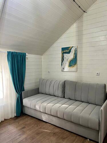 Aishah House (Айшах Хаус)