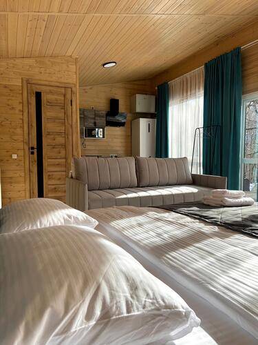 Aishah House (Айшах Хаус)