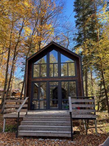 Aishah House (Айшах Хаус)