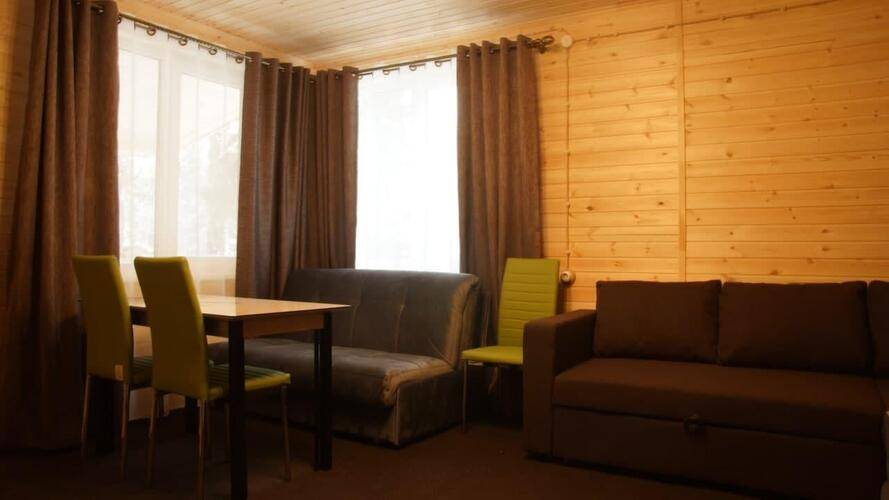 Kappusheff Family Place (Каппушефф Фэмили Плейс)