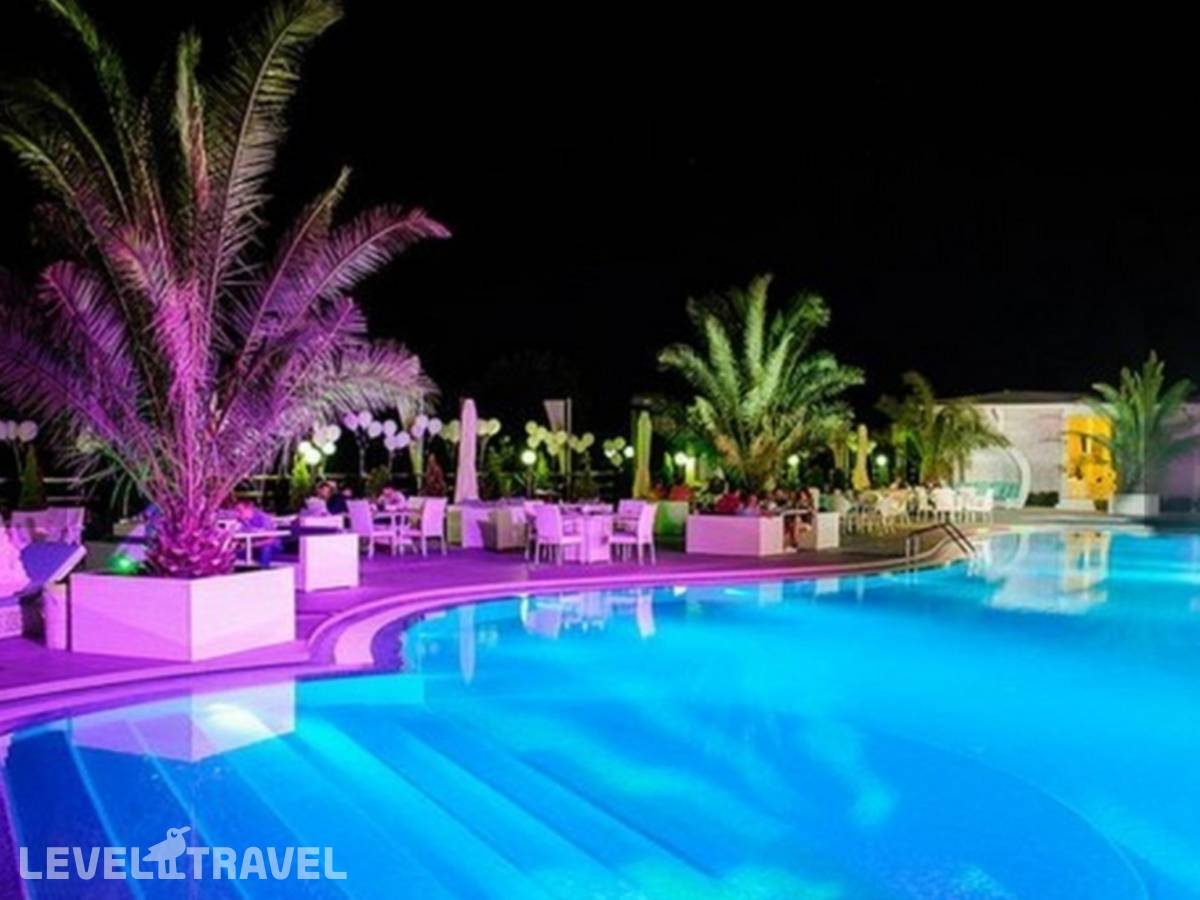 Отель Апартаменты Royal Residence Bon Voyage — Сириус, Россия