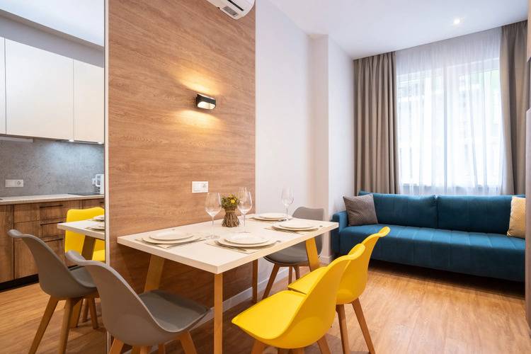 Апартаменты Red Apartments Арт Лайт Сити Апартамент Холидей