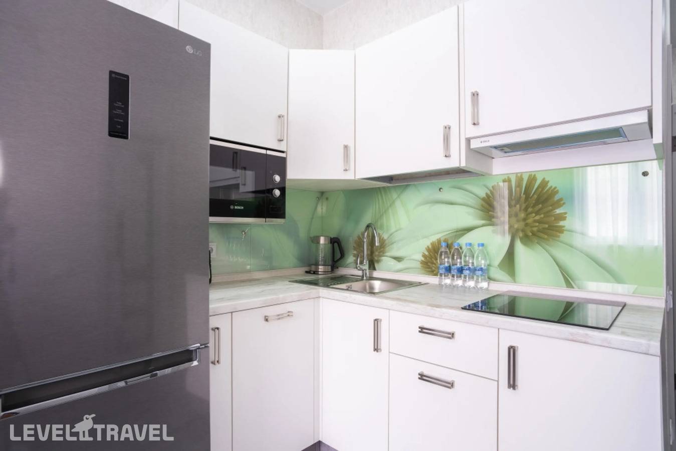 фотографии отеля Апартаменты Red Apartments Арт Лайт Сити Мураками в Россия(Сириус) - фото №6