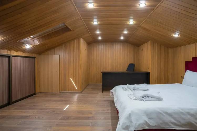 Апартаменты Red Apartments Арт Лайт Сити Апартамент Дорнан