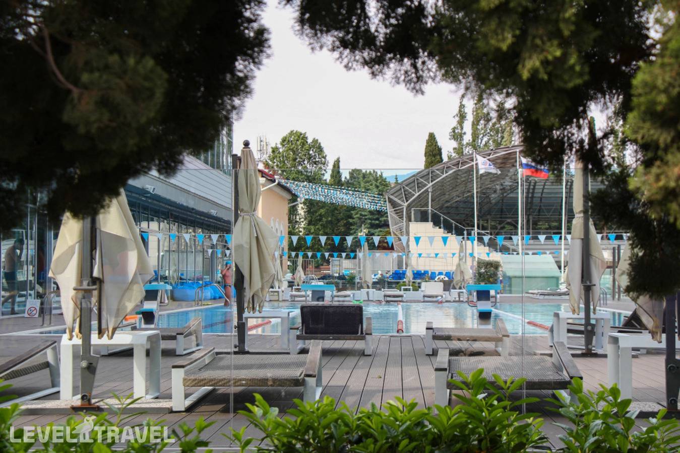 фотографии отеля Апартаменты Red Apartments Арт Лайт Сити Апартамент Мигель в Россия(Сириус) - фото №14