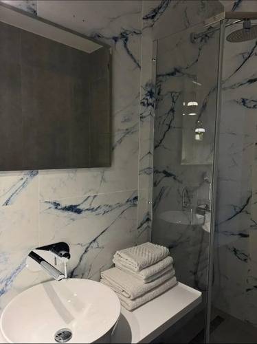 Апартаменты Море И Горы Brown На Улице Фигурная