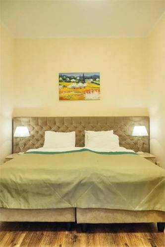 Апартаменты Феникс Де Люкс На Улице Триумфальная 12/4