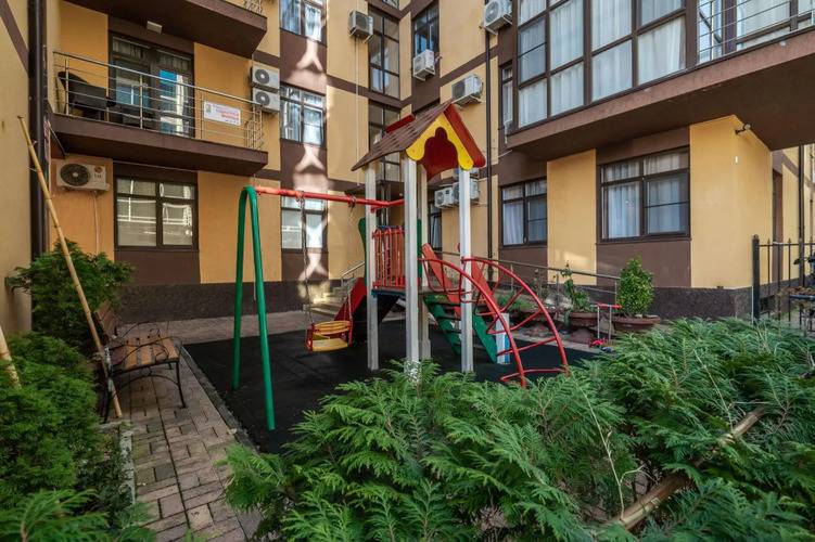 Апартаменты На Улице Нижнеимеретинская 137а