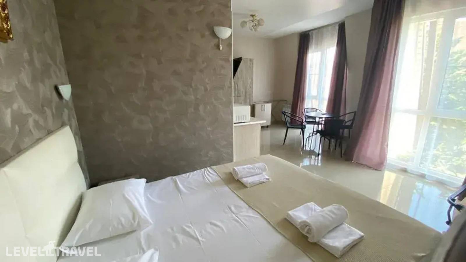 фотографии отеля Квартира На Кувшинок 7к1 34 в Россия(Сириус) - фото №9