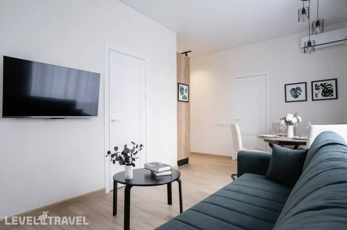 фотографии отеля Апартаменты Red Apartments Арт Лайт Сити Апартамент Джованни в Россия(Сириус) - фото №6