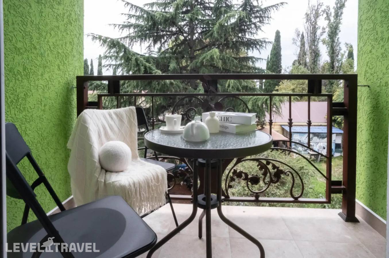 фотографии отеля Апартаменты Red Apartments Арт Лайт Сити Апартамент Джованни в Россия(Сириус) - фото №19