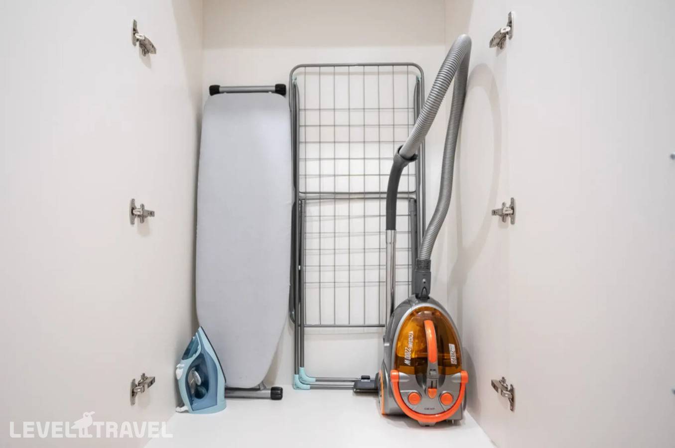 фотографии отеля Апартаменты Red Apartments Арт Лайт Сити Апартамент Джованни в Россия(Сириус) - фото №29