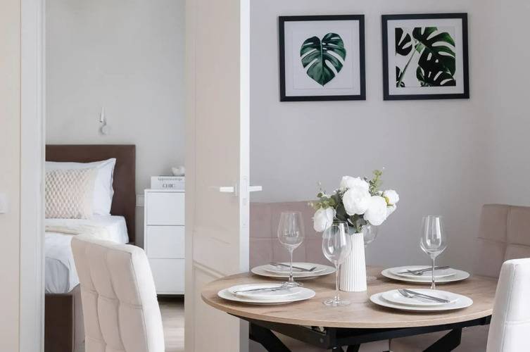 Апартаменты Red Apartments Арт Лайт Сити Апартамент Джованни