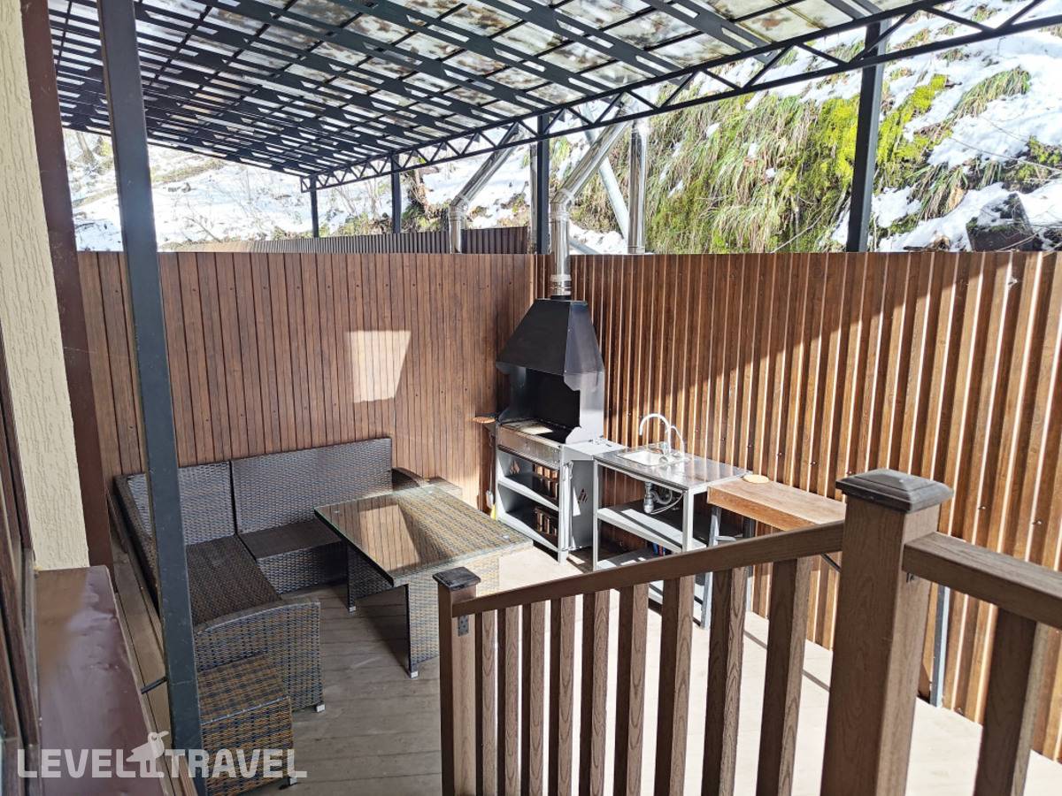 фотографии отеля Апартаменты С Террасой И Мангалом. Отдельная Спальня. Жить В Горах. в Россия(Эсто-Садок) - фото №6