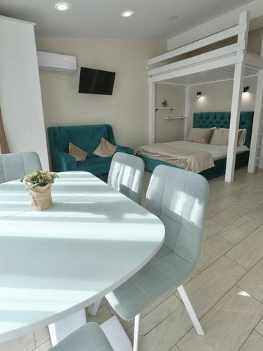 Квартира Студия С Панорамными Окнами Напротив Отеля Мариотт