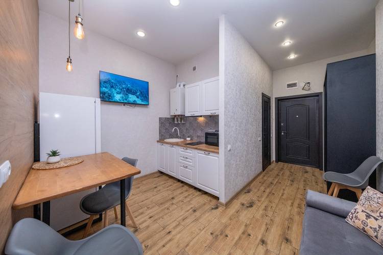 Квартира Уютная В Центре Эсто-Садка С Террасой И Шикарным Видом На Горы