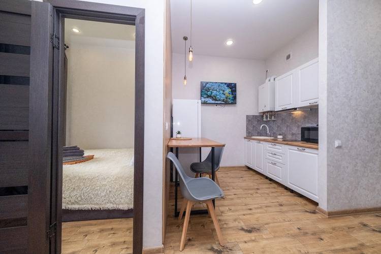 Квартира Уютная В Центре Эсто-Садка С Террасой И Шикарным Видом На Горы