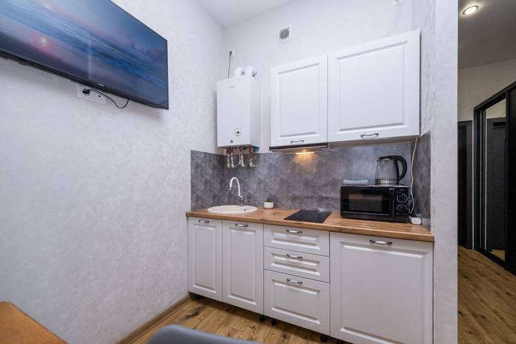 Квартира Уютная В Центре Эсто-Садка С Террасой И Шикарным Видом На Горы