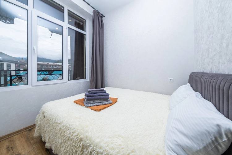 Квартира Уютная В Центре Эсто-Садка С Террасой И Шикарным Видом На Горы