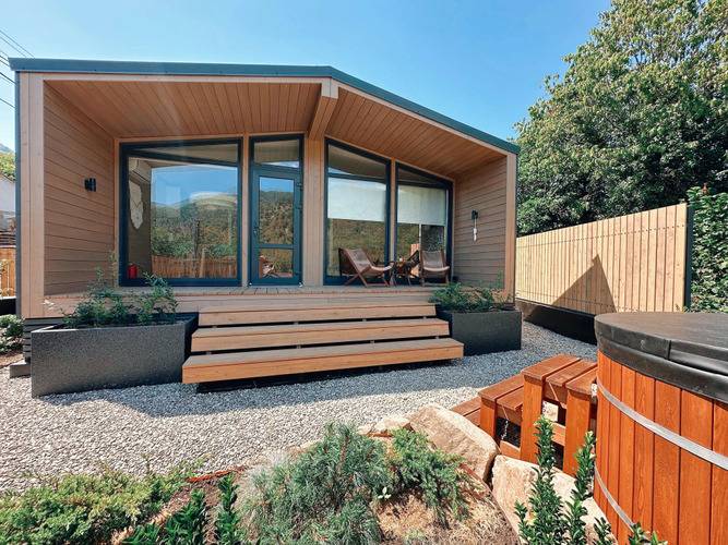 Частный Дом Тишина В Горах С Горячей Купелью На Берегу Живописной Реки