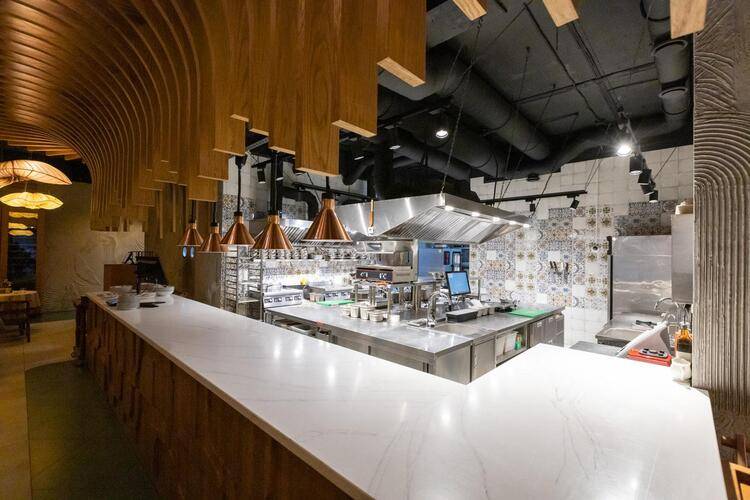 Апартаменты С Бассейном И Собственным Пляжем В Центральном Районе Адлера — фото 8