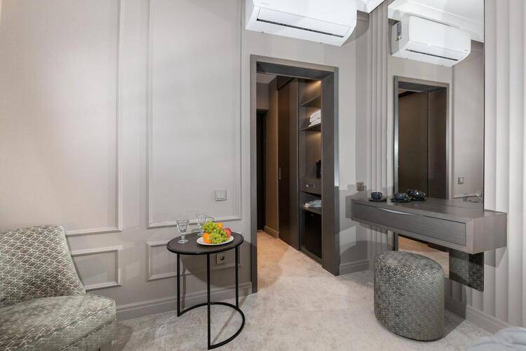 Апартаменты С Бассейном И Собственным Пляжем В Центральном Районе Адлера — фото 37