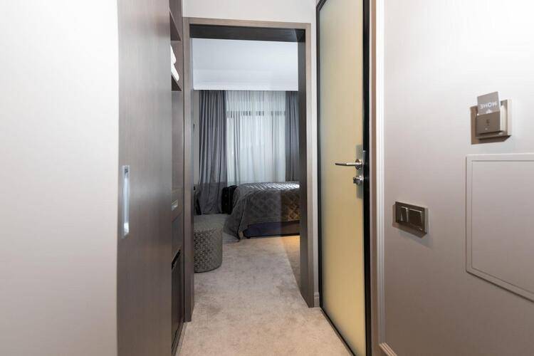 Апартаменты С Бассейном И Собственным Пляжем В Центральном Районе Адлера — фото 45