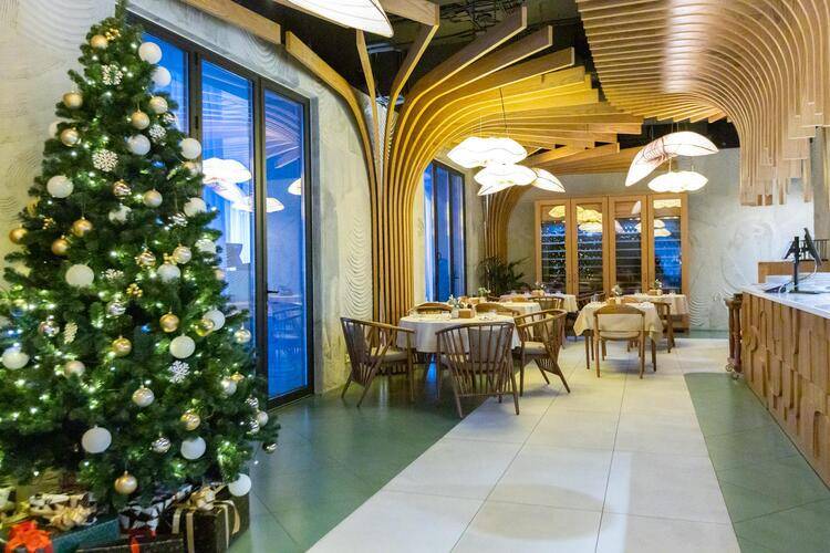 Апартаменты С Бассейном И Собственным Пляжем В Центральном Районе Адлера — фото 12