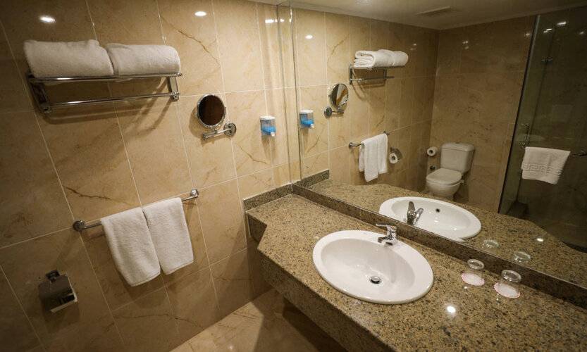 Blend Elphistone Resort