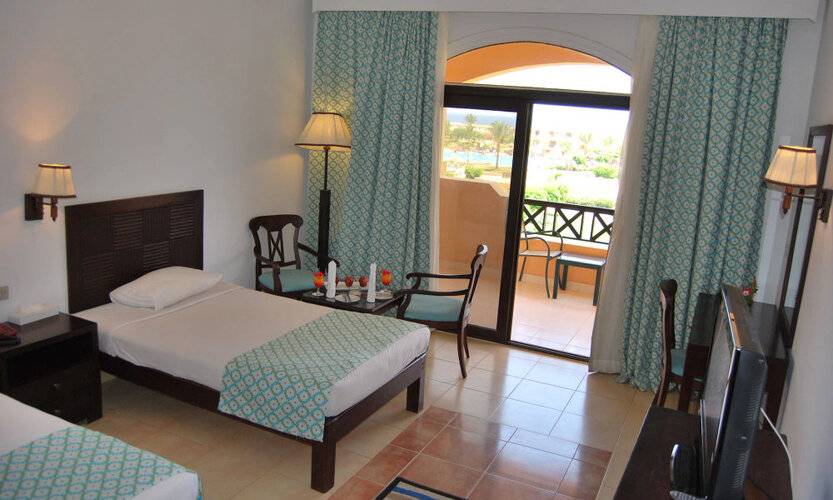 Blend Elphistone Resort