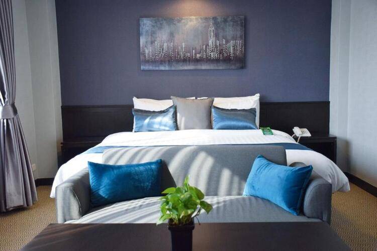 The Color Living Hotel