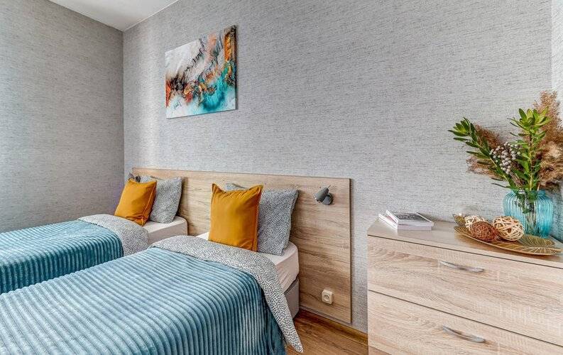 Веста На Среднерогатской 16/4