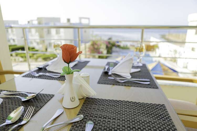 Tiba Rose Plaza