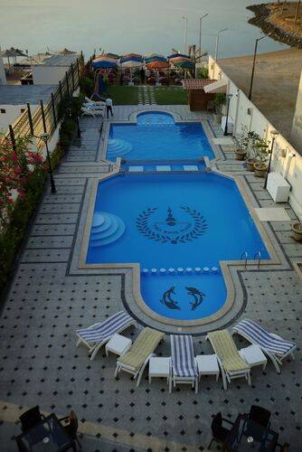 Tiba Rose Plaza