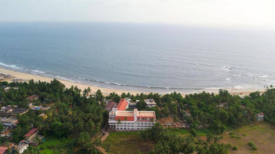 White Wharf Beach Resort