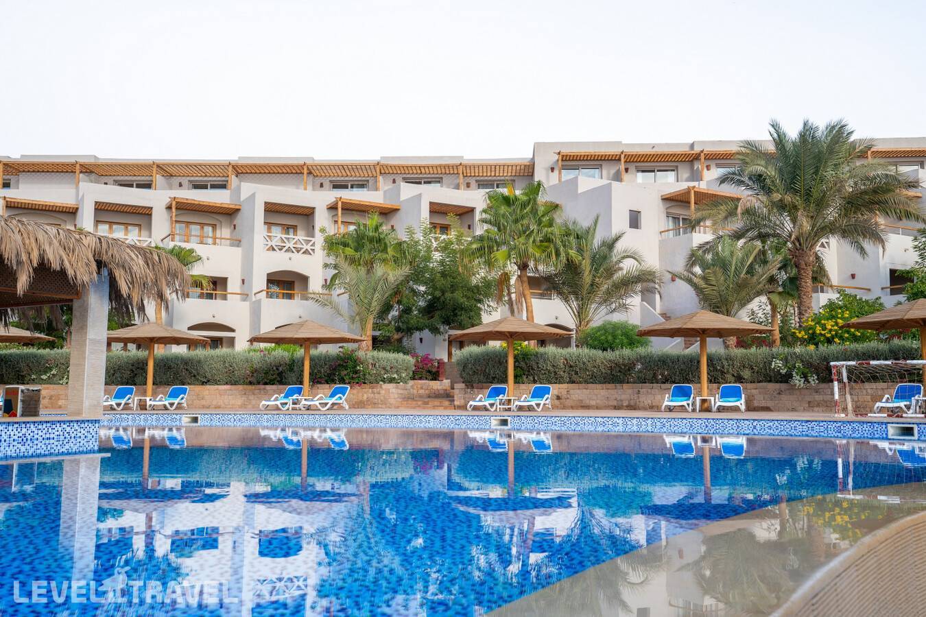 Fort Arabesque Beach Resort — фото 3