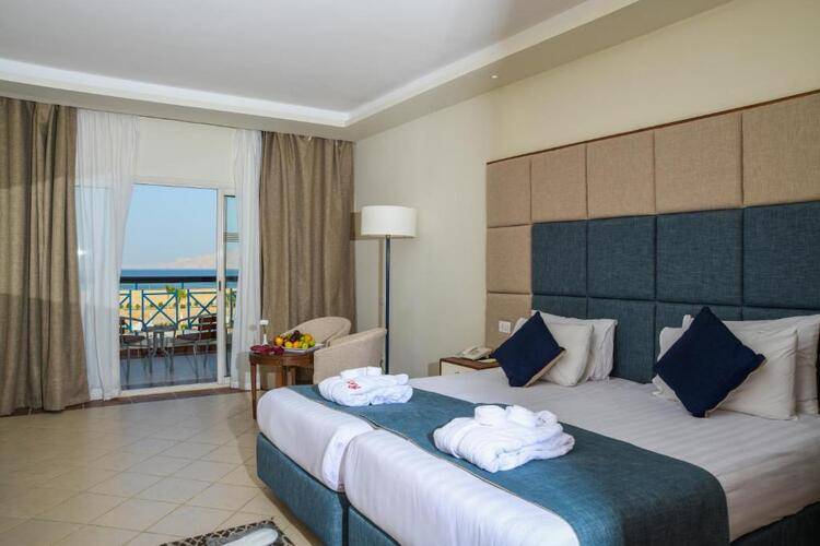 Ivy Cyrene Island Hotel