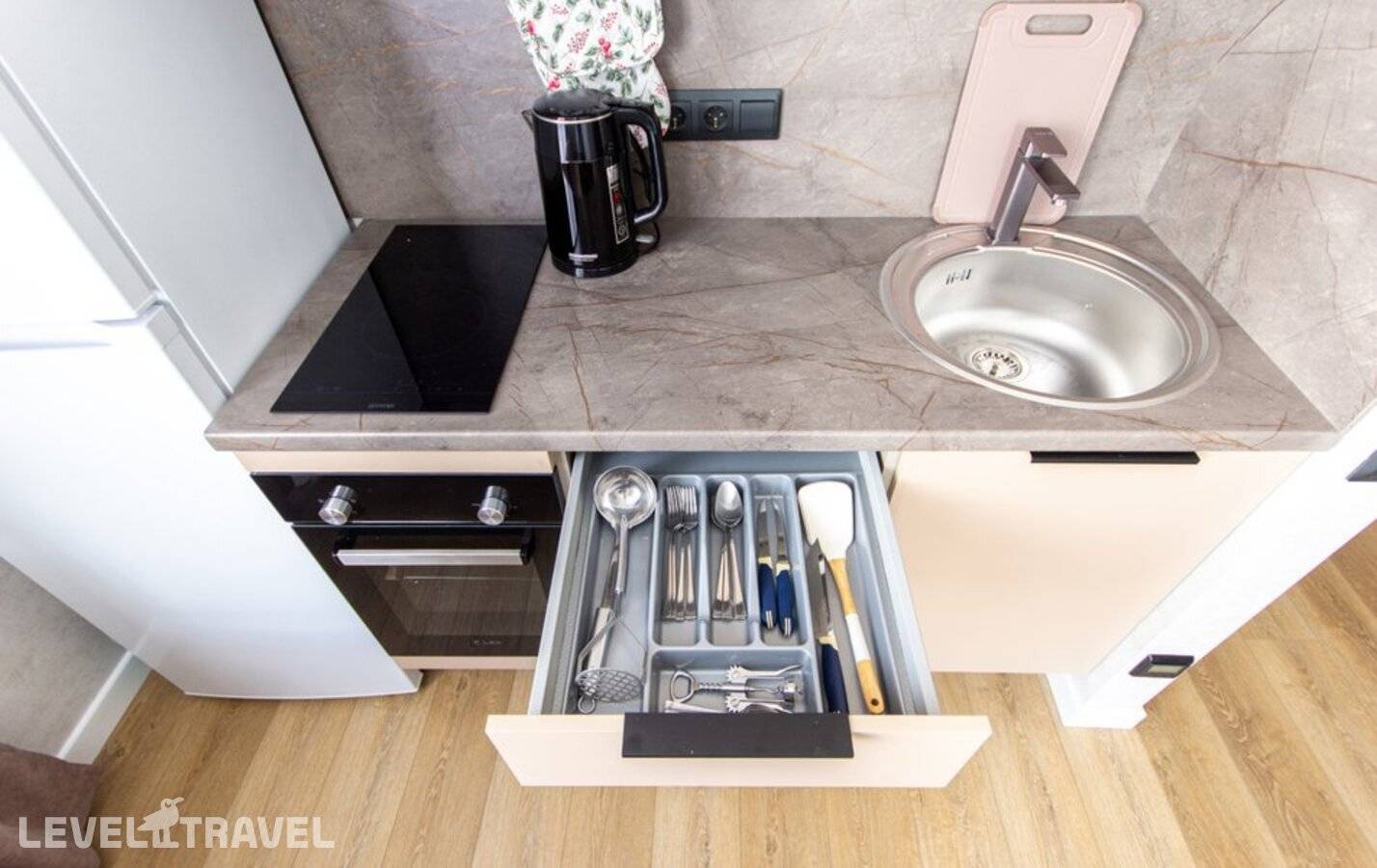 фотографии отеля Комфорт Олимпик На Таврической 7/7 в Россия(Сириус) - фото №7