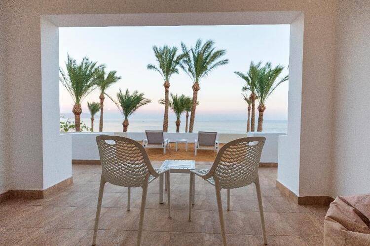 Sunrise Remal Beach Resort