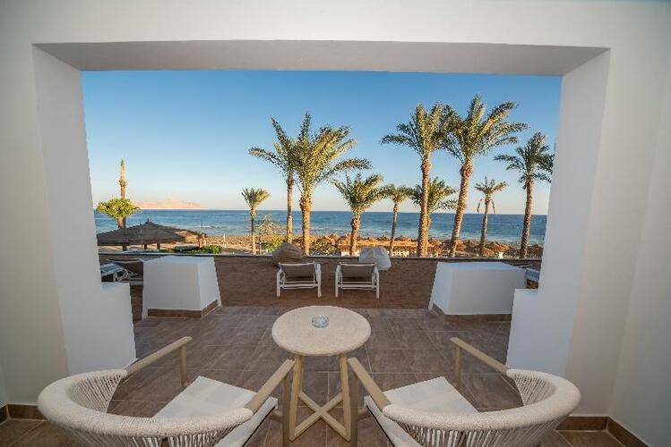 Sunrise Remal Beach Resort