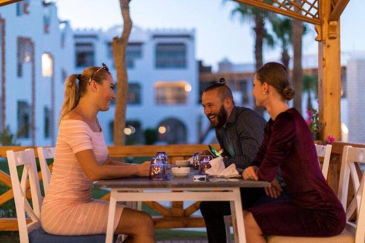 Sunrise Remal Beach Resort