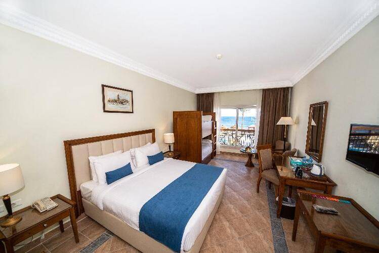 Sunrise Remal Beach Resort