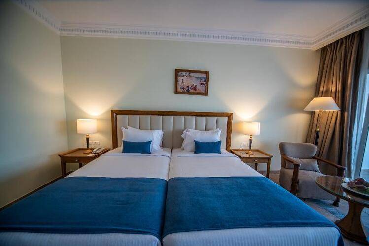 Sunrise Remal Beach Resort