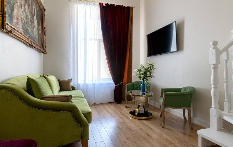 Bookingspb На Невском 27