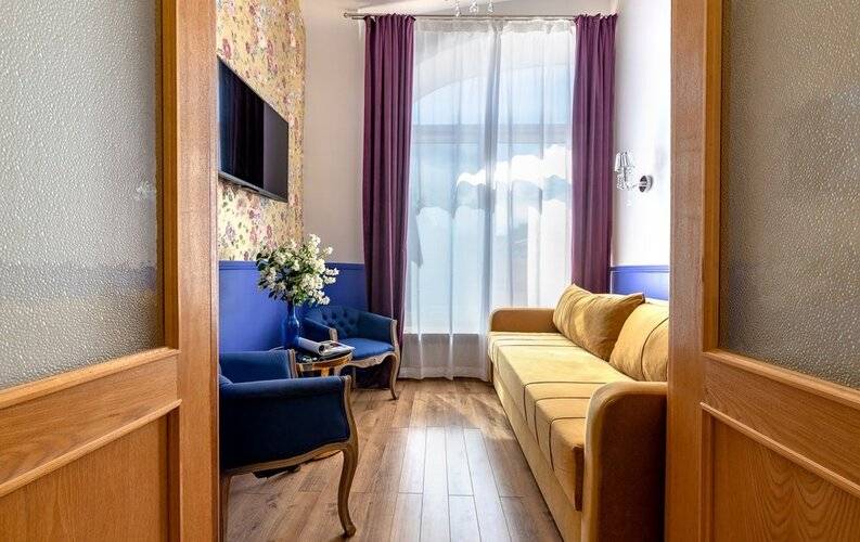 Bookingspb На Невском 27