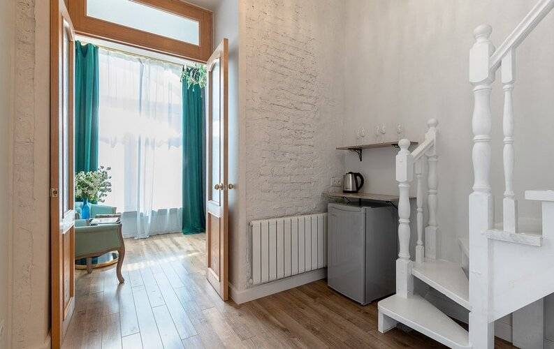 Bookingspb На Невском 27