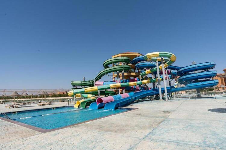 Parrotel Lagoon Waterpark Resort