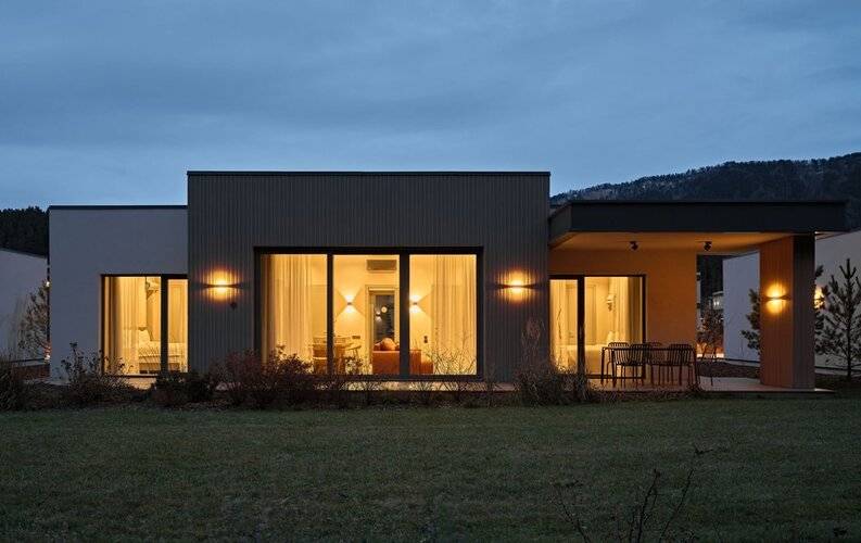 Грушевый Цвет