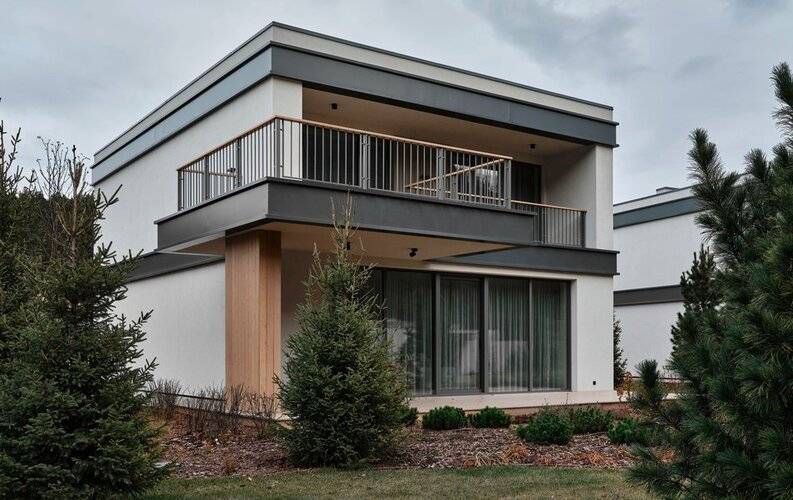 Грушевый Цвет