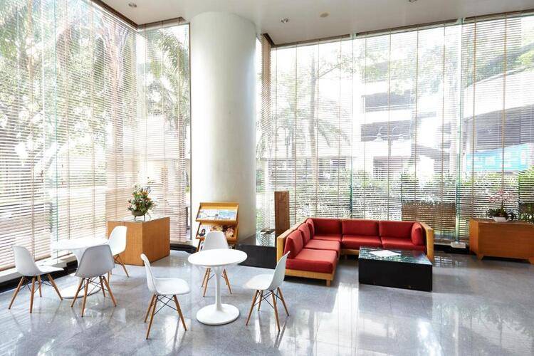 Riverine Place Hotel And Residence